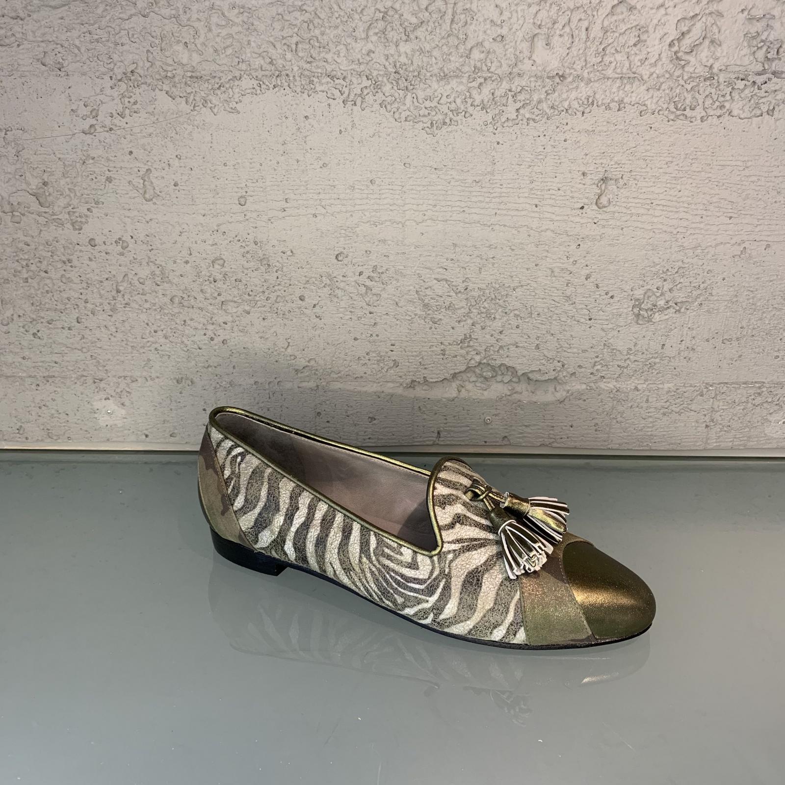 Uri (Aufbauabsatz Quaste)