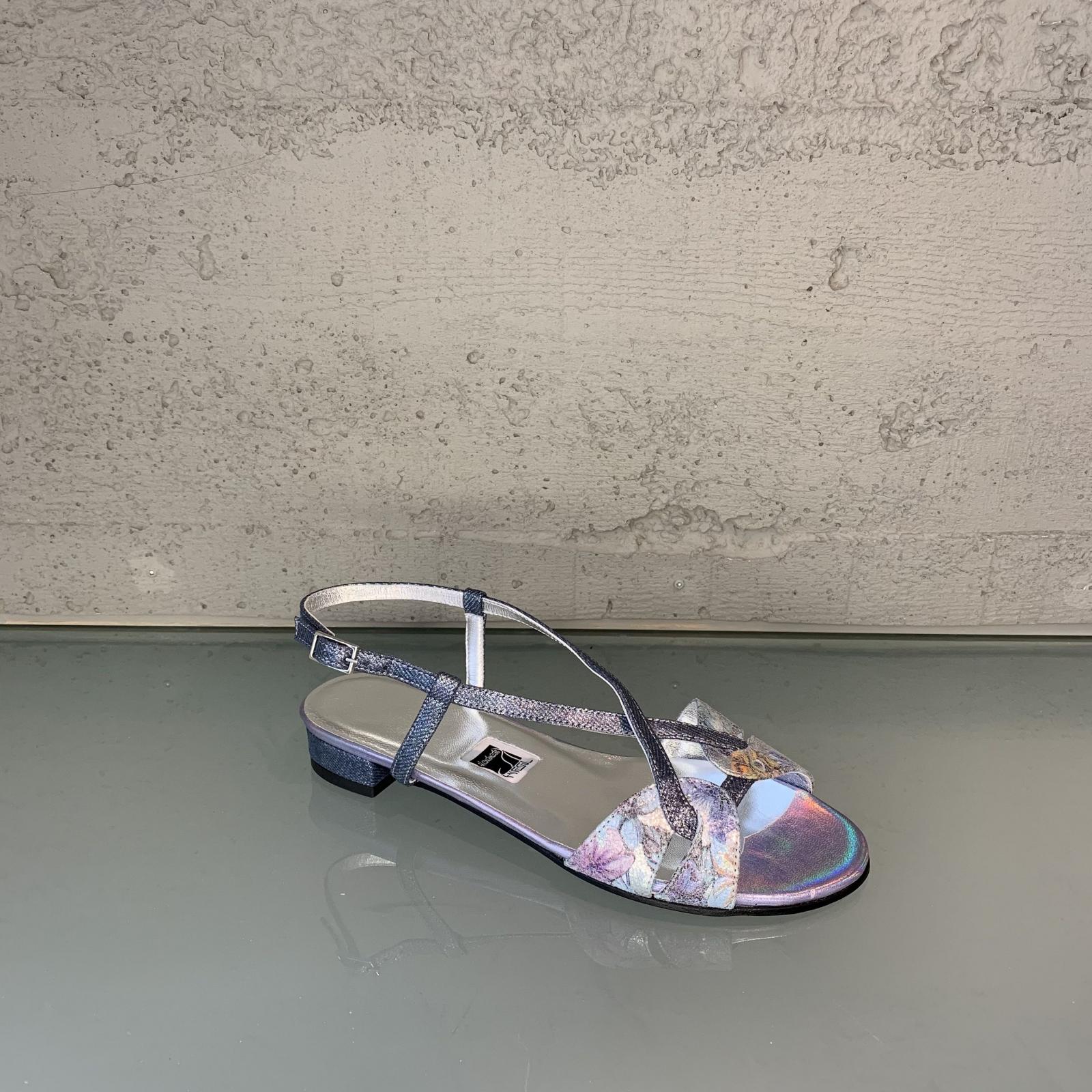 Tonka (Flach Riemen)